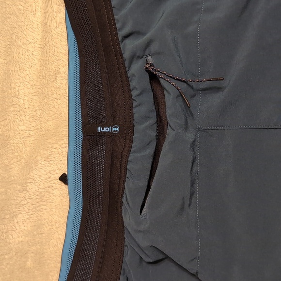 Janji Lightweight Teal and Black Running Shorts - Picture 4 of 4